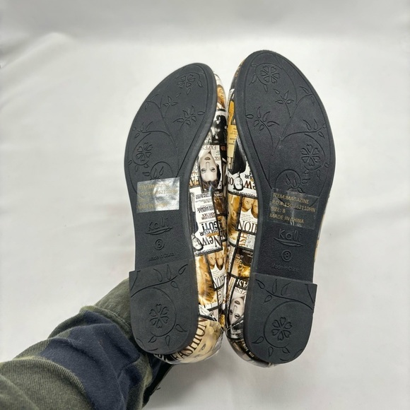 NWOT Kalli Magazine print fun artsy flat shoes color tan and black size 8 - Picture 7 of 7